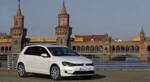 Hybrid Volkswagen Golf GTE to make debut